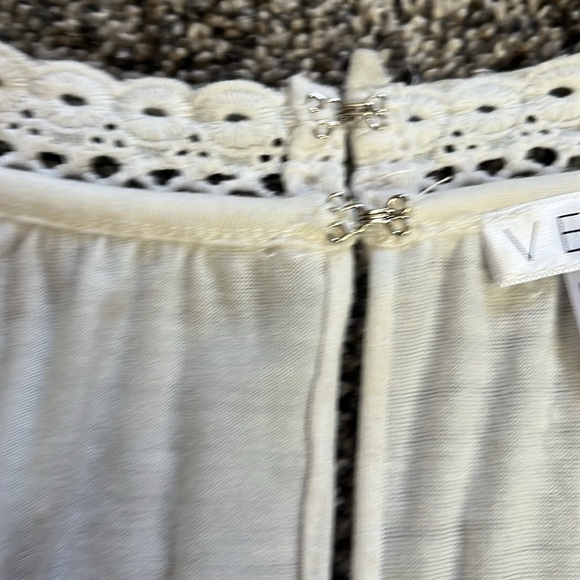 Venus Crochet Top Cold Shoulder Top Bell Sleeve Top - Picture 10 of 13